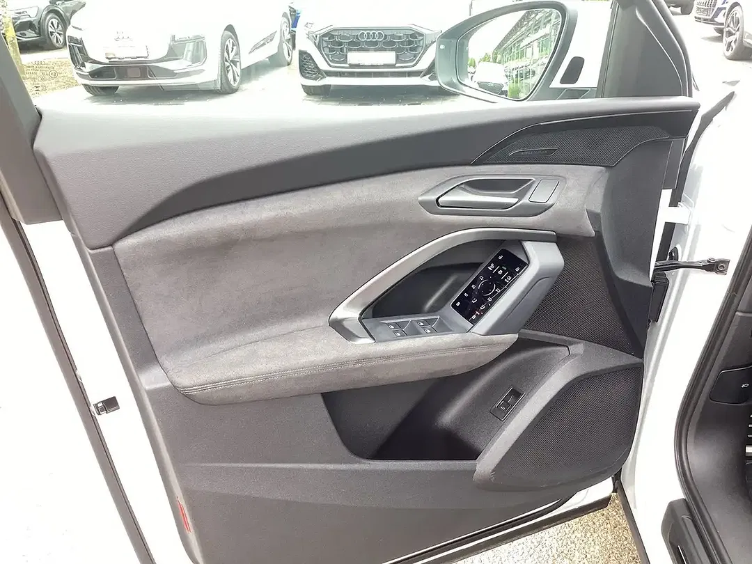 Audi SQ5 S tronic S line Pro - Thumbnail 16