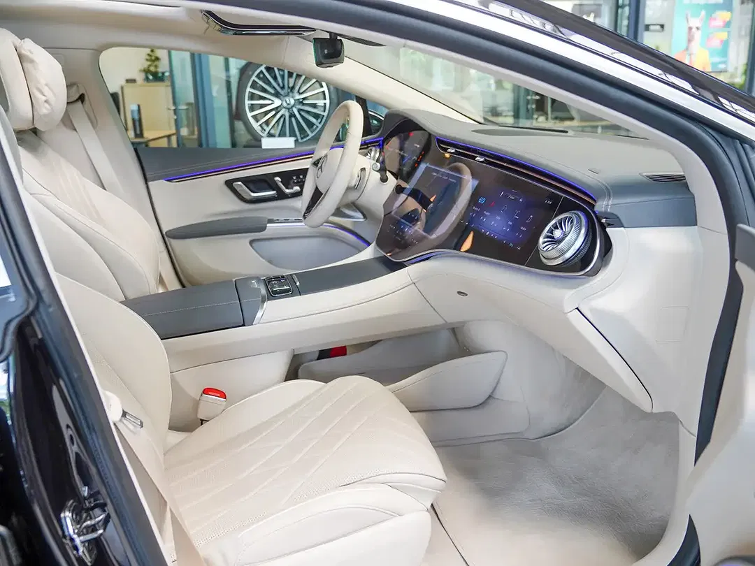 Mercedes-Benz EQS 450 AMG Line - Thumbnail 10