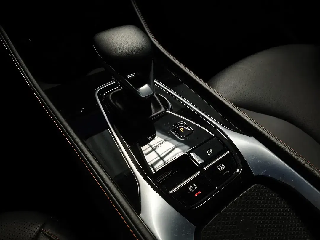 MG HS 1.5 T-GDI AUT Luxury - Thumbnail 13