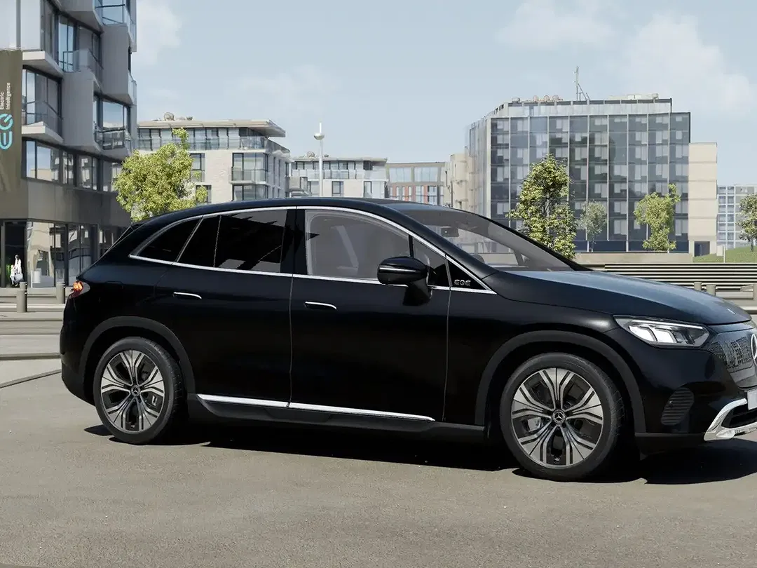 Mercedes-Benz EQE SUV 350 EQ - Thumbnail 3