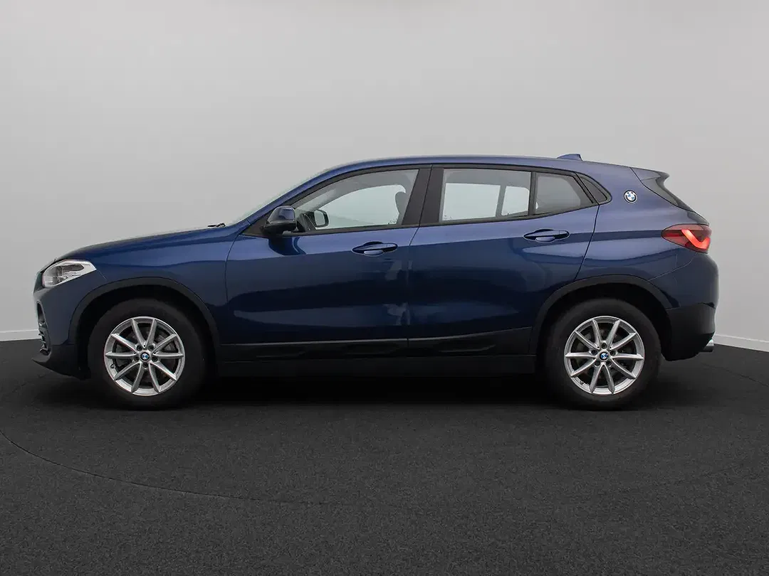 BMW X2 - Thumbnail 11