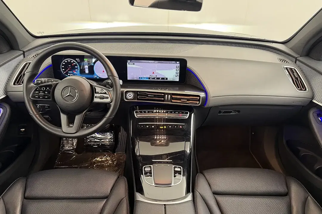 Mercedes-Benz EQC 400 - Thumbnail 13
