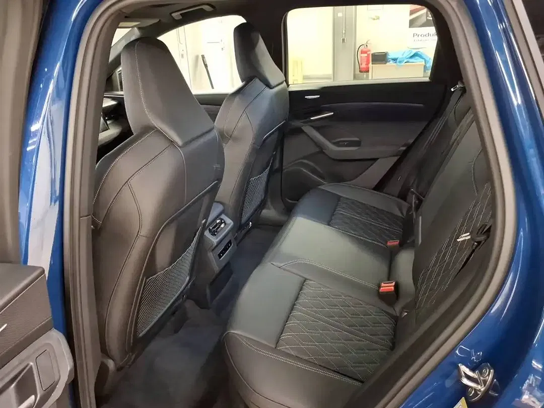 Audi SQ6 e-tron S line Edition One - Thumbnail 5