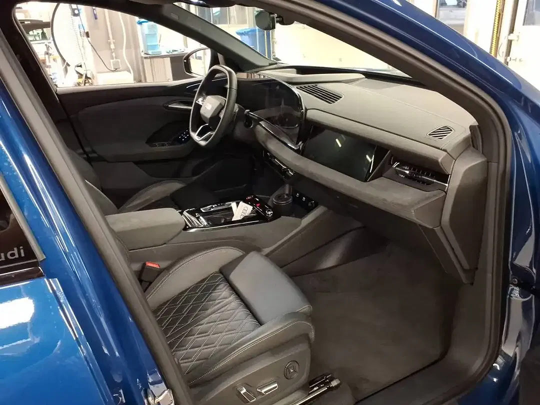 Audi SQ6 e-tron S line Edition One - Thumbnail 6