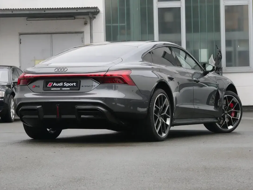Audi RS e-tron GT performance - Thumbnail 3