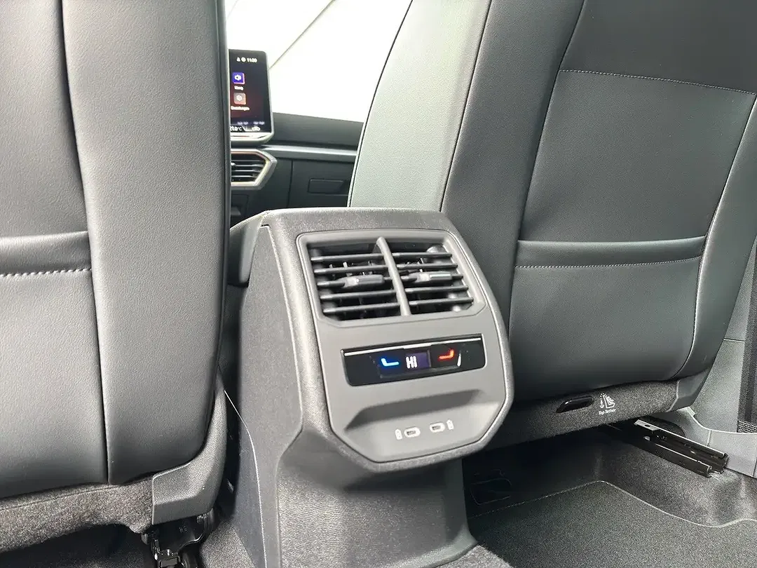 CUPRA Formentor 1.5 eTSI Matrix LED - Thumbnail 15