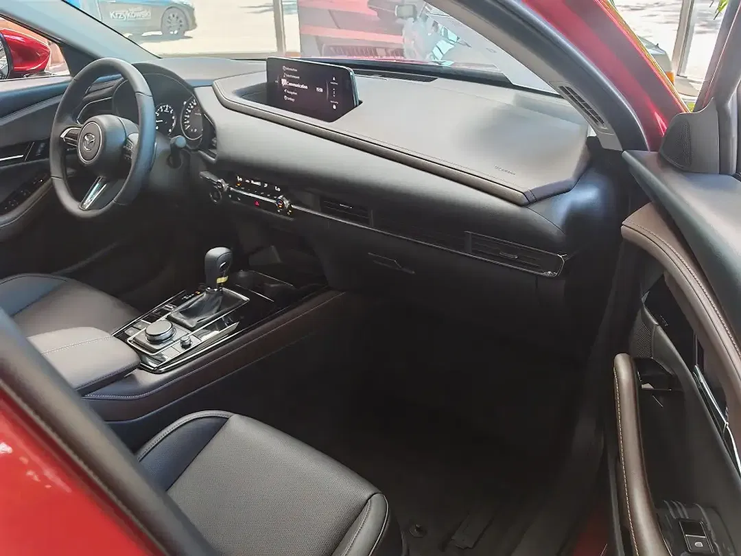 Mazda CX-30 2.5 e-SKYACTIV 6AT Takumi - Thumbnail 4