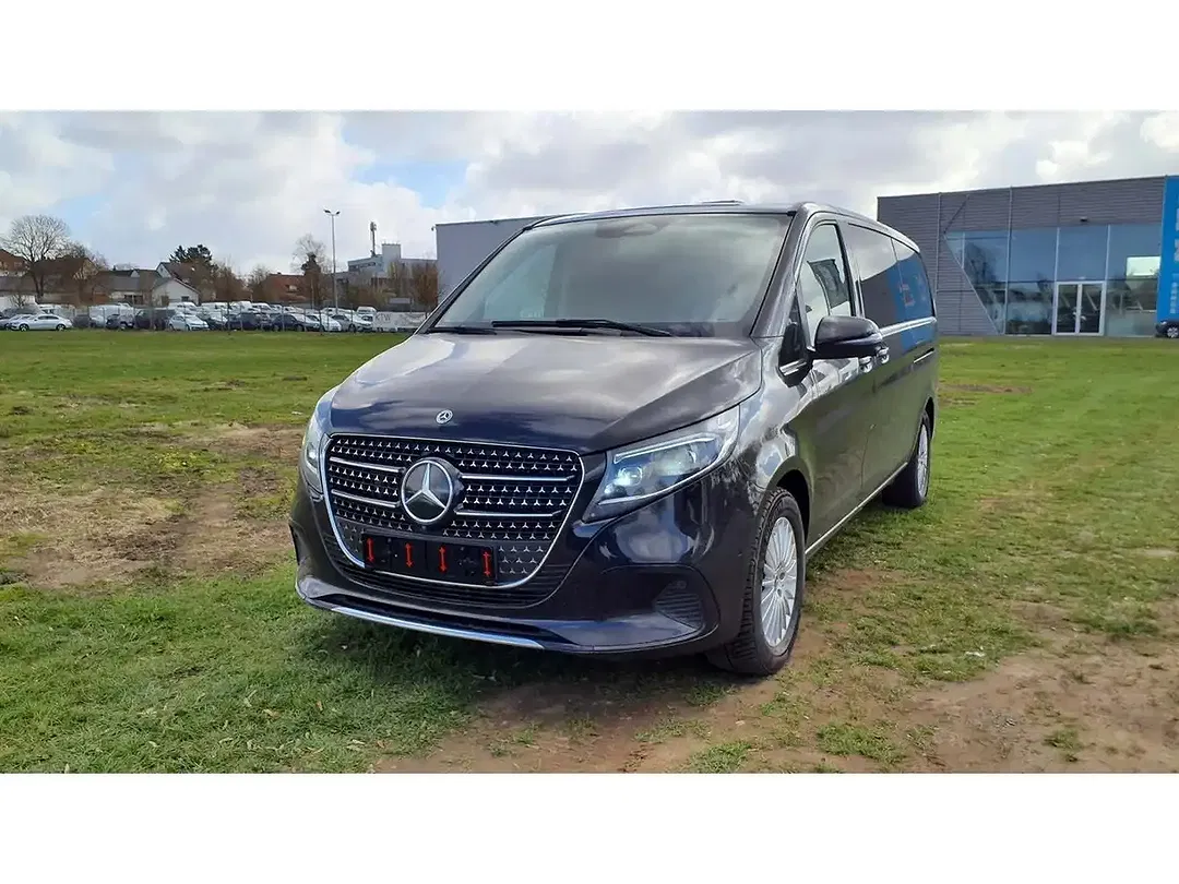 Mercedes-Benz V 300 4MATIC - foto 2