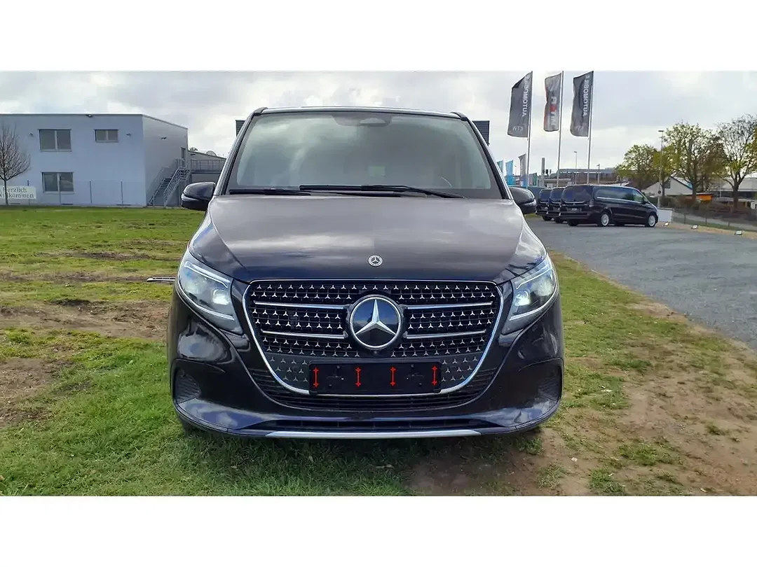 Mercedes-Benz V 300 4MATIC - Thumbnail 3