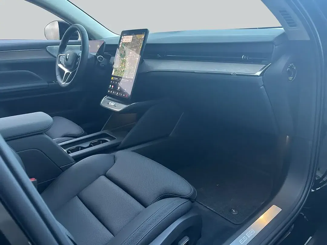 Volvo ES90 Single Motor Ultra - Thumbnail 12