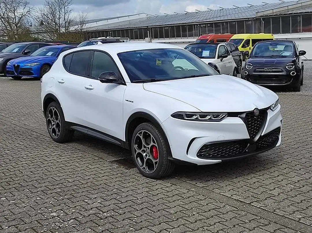 Alfa Romeo Tonale PHEV Veloce - Thumbnail 3