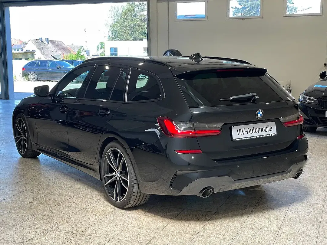 BMW 320 Touring M Sport - Thumbnail 6