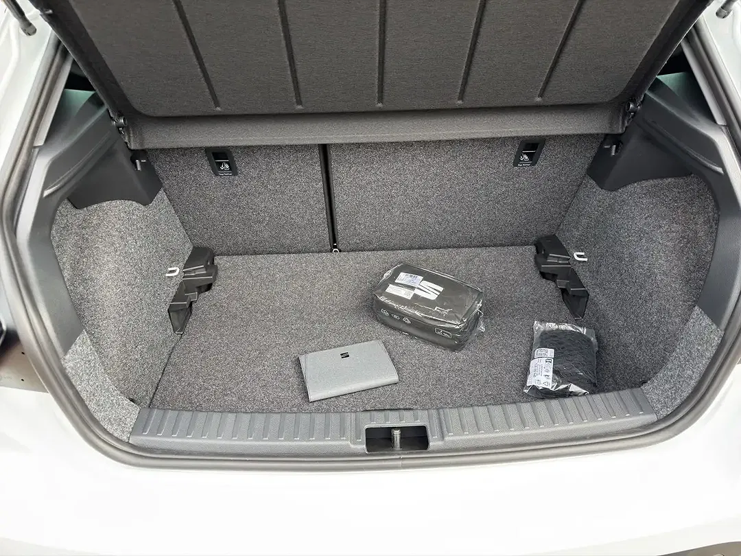 SEAT Ibiza 1.0 TSI DSG FR - Thumbnail 10