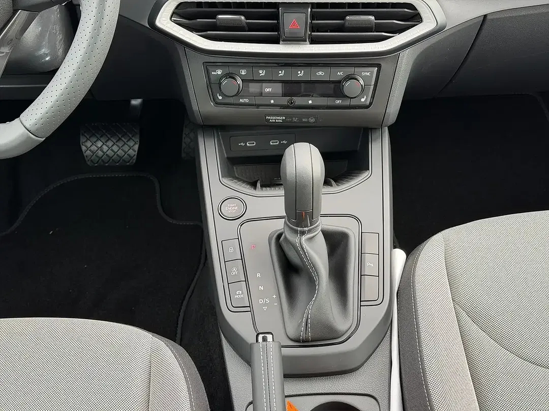 SEAT Ibiza 1.0 TSI DSG FR - Thumbnail 6