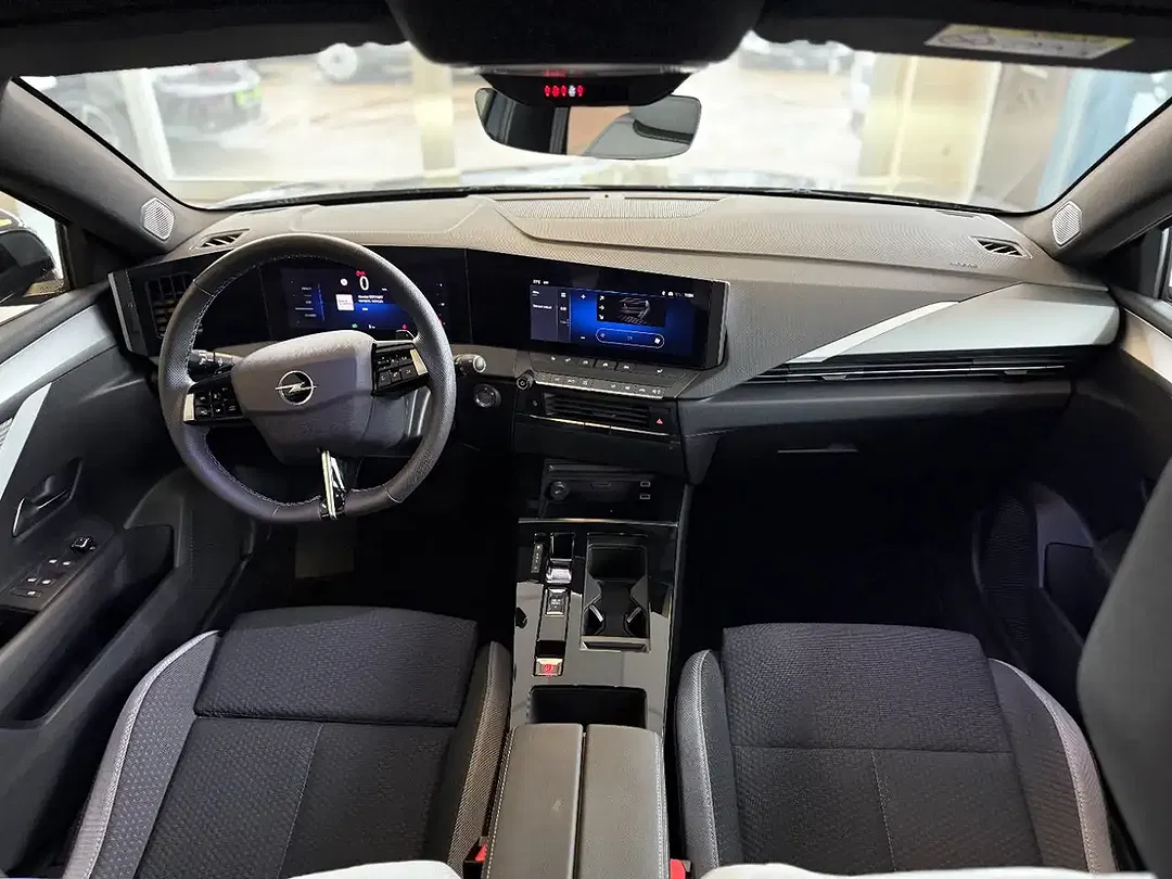 Opel Astra 1.2 Turbo Edition - Thumbnail 14