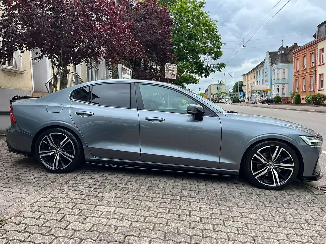 Volvo S60 AUT R-Design - Thumbnail 4