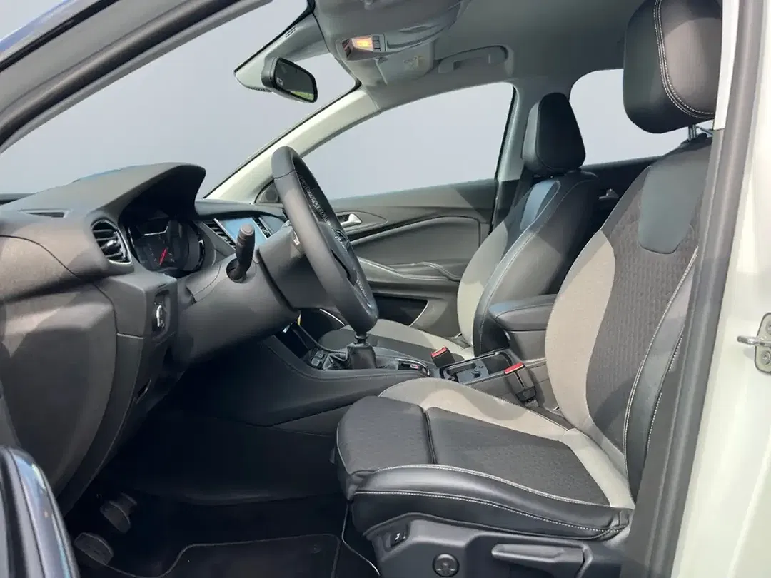 Opel Grandland X 1.2 - Thumbnail 9