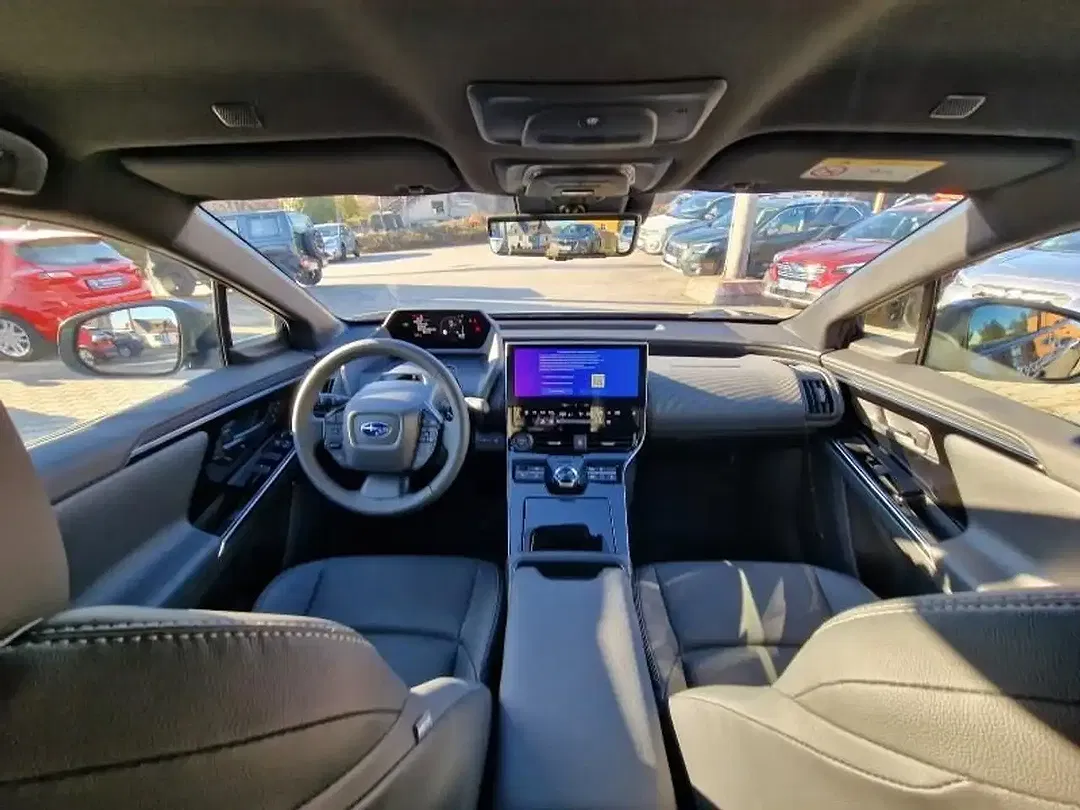 Subaru Solterra EV Platinum - Thumbnail 14