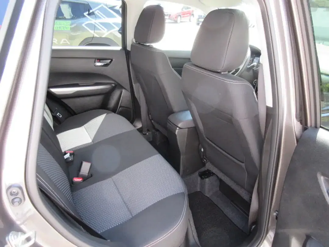 Suzuki Vitara Hybrid 1.4 BOOSTERJET AllGrip Comfort - foto 15