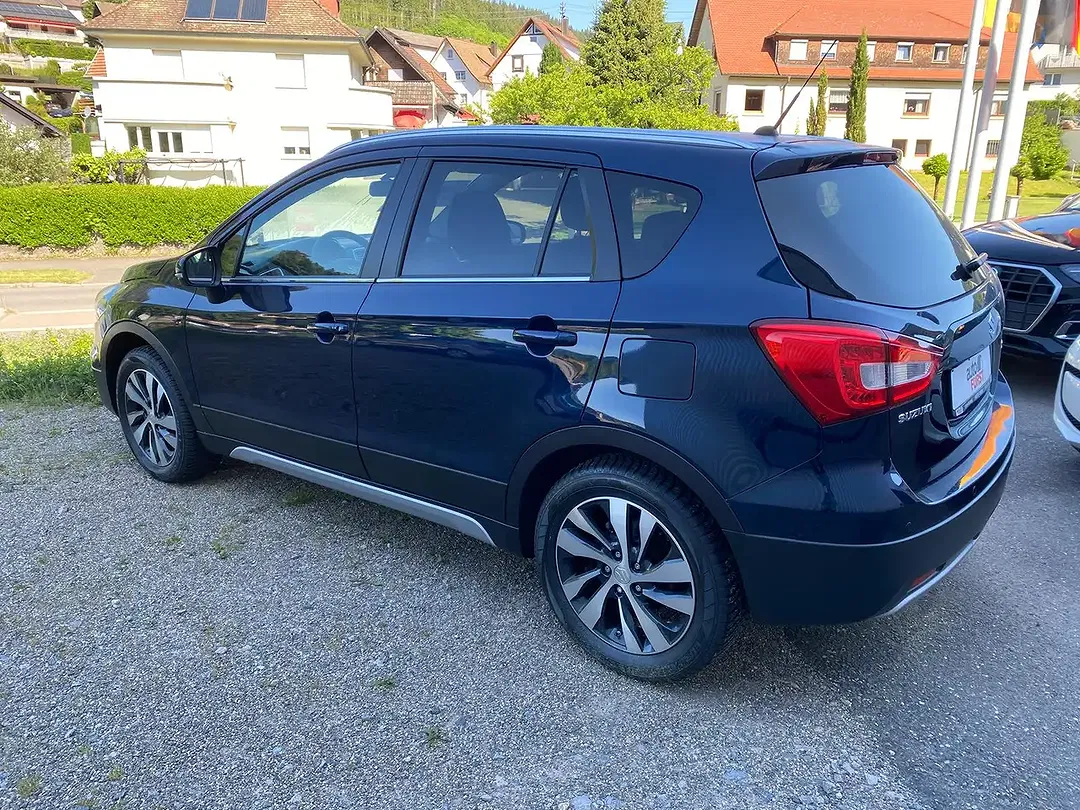 Suzuki SX4 S-Cross AllGrip Comfort+ - foto 2
