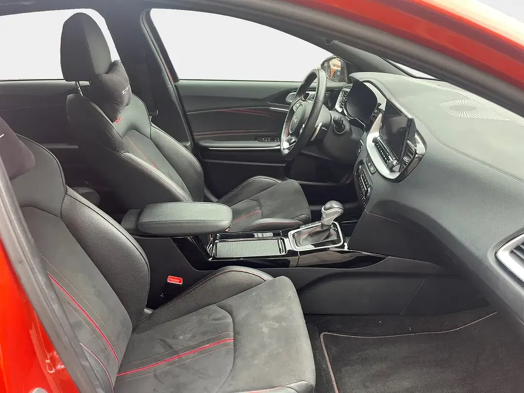 Kia Ceed / cee'd 1.6 T-GDI GT - Thumbnail 11