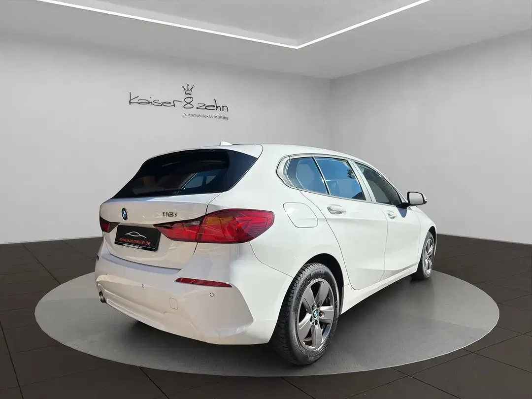BMW 118 Advantage - Thumbnail 8