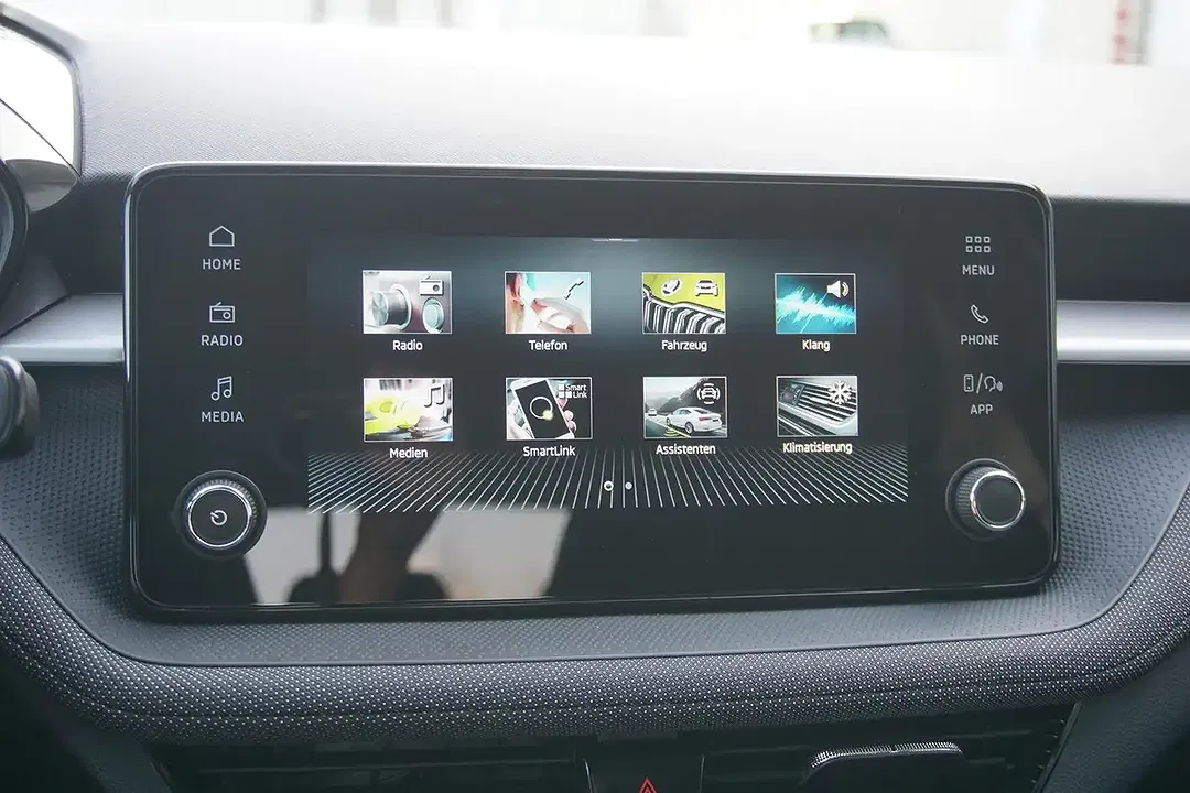 Skoda Fabia 1.0 TSI - Thumbnail 10