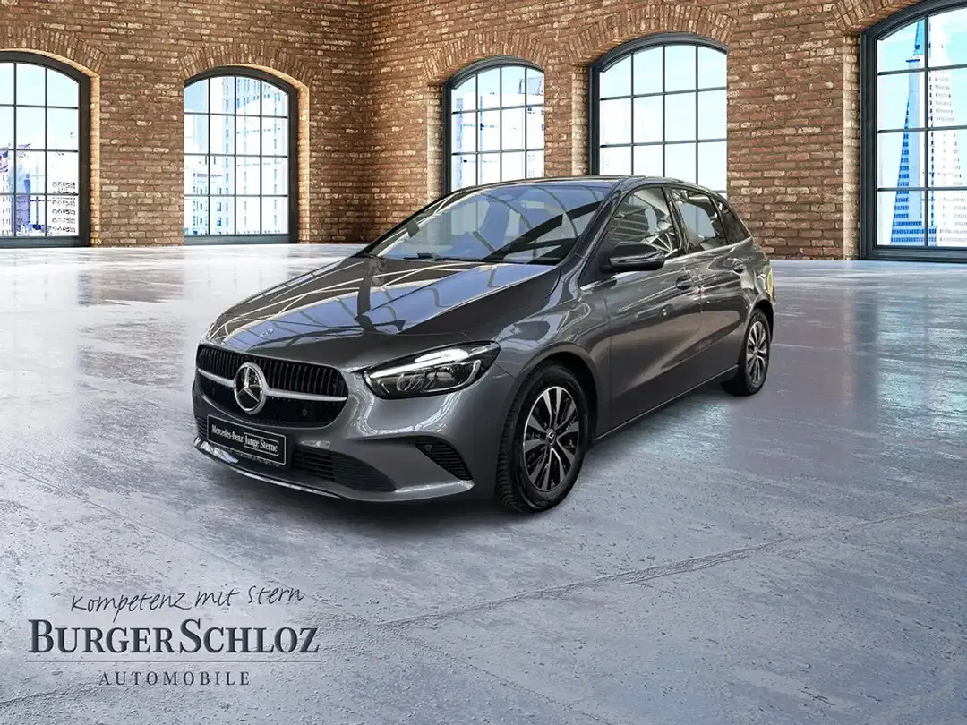 Mercedes-Benz B 180 - Thumbnail 1