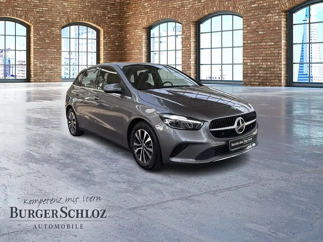 Mercedes-Benz B 180 - Thumbnail 3