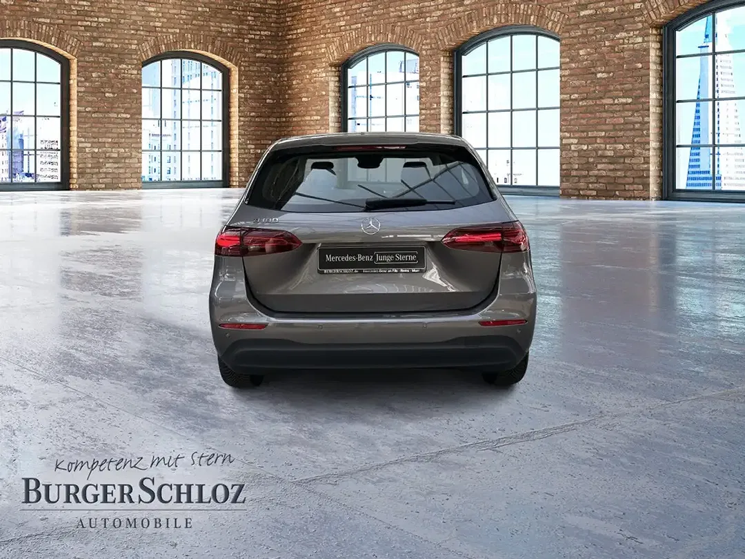 Mercedes-Benz B 180 - Thumbnail 6