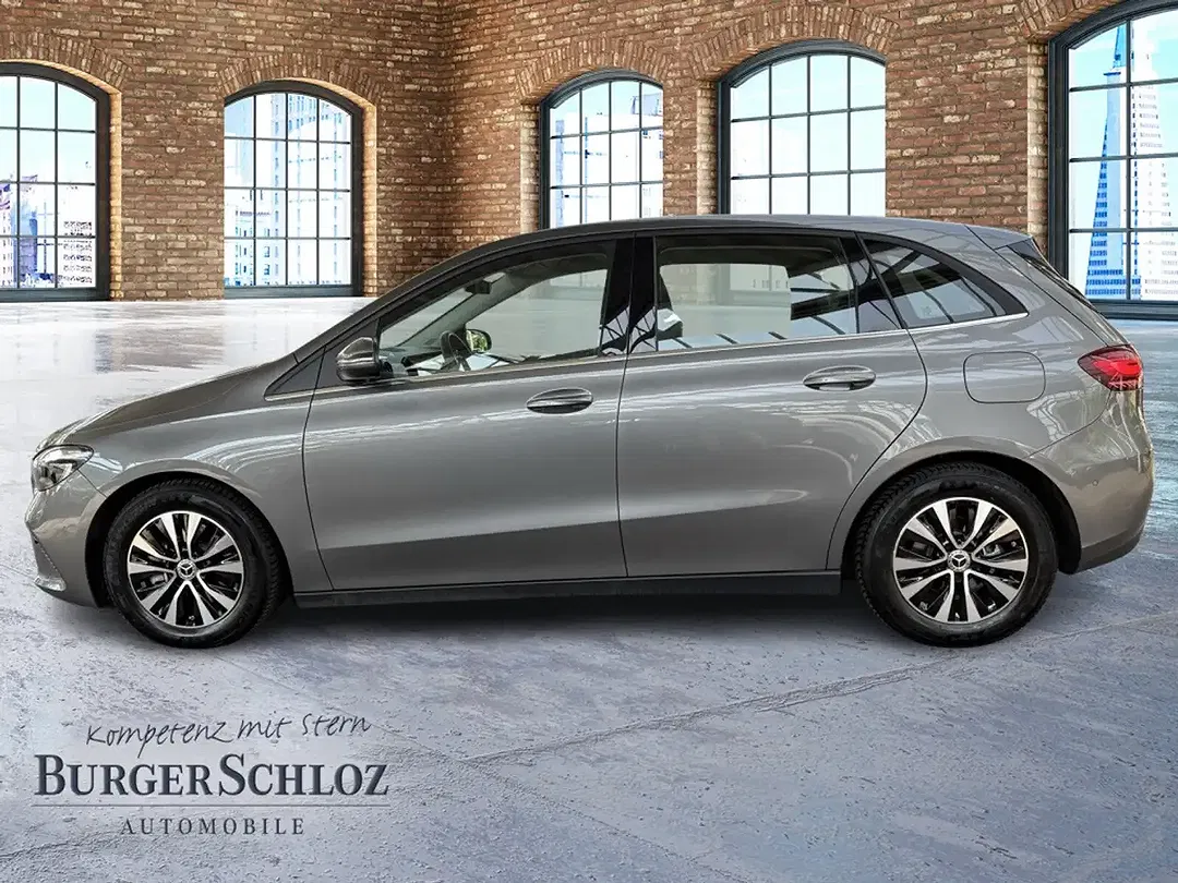 Mercedes-Benz B 180 - Thumbnail 8