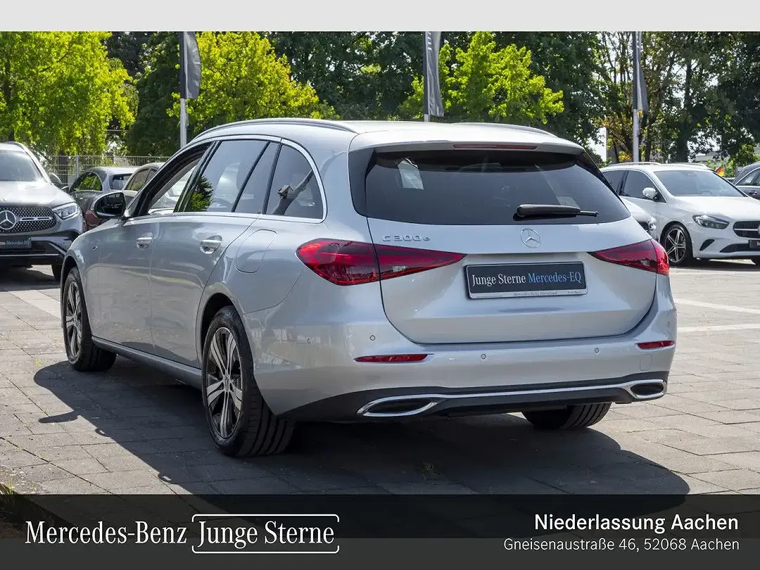Mercedes-Benz C 300 9G-TRONIC - Thumbnail 10