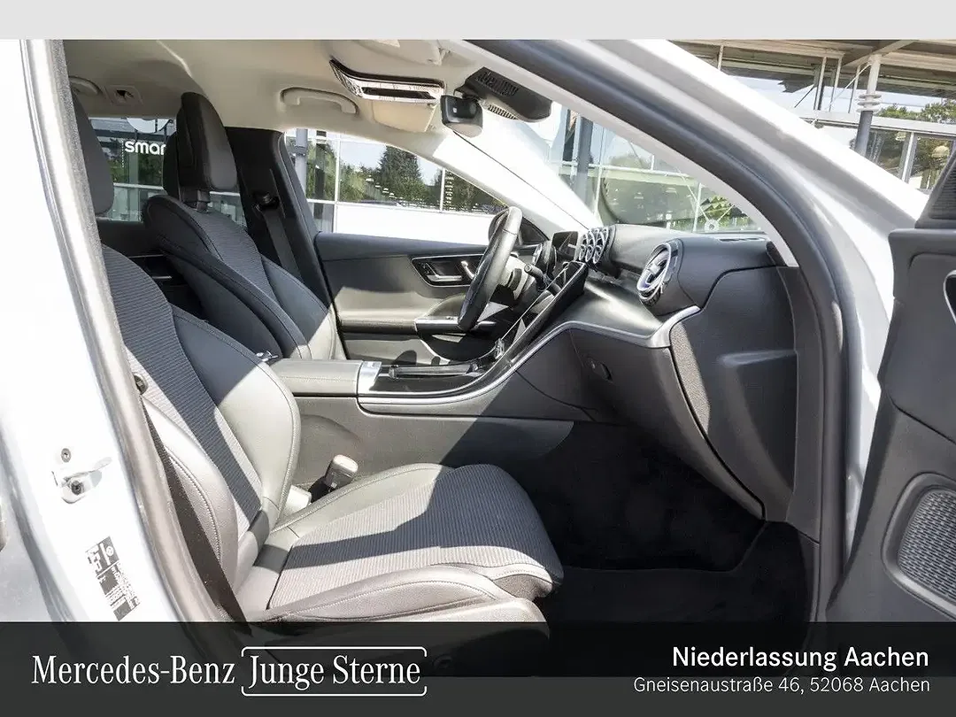 Mercedes-Benz C 300 9G-TRONIC - Thumbnail 5