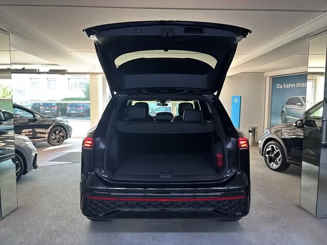 Volkswagen Tiguan 1.5 TSI eHybrid R-Line - Thumbnail 8