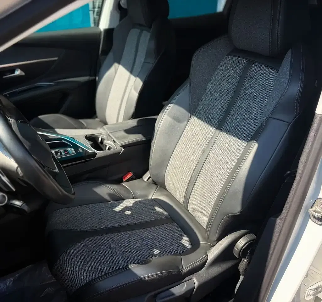 Peugeot 3008 Allure GT - Thumbnail 12