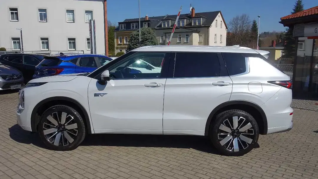 Mitsubishi Outlander 2.4 PHEV Diamant Top - Thumbnail 9
