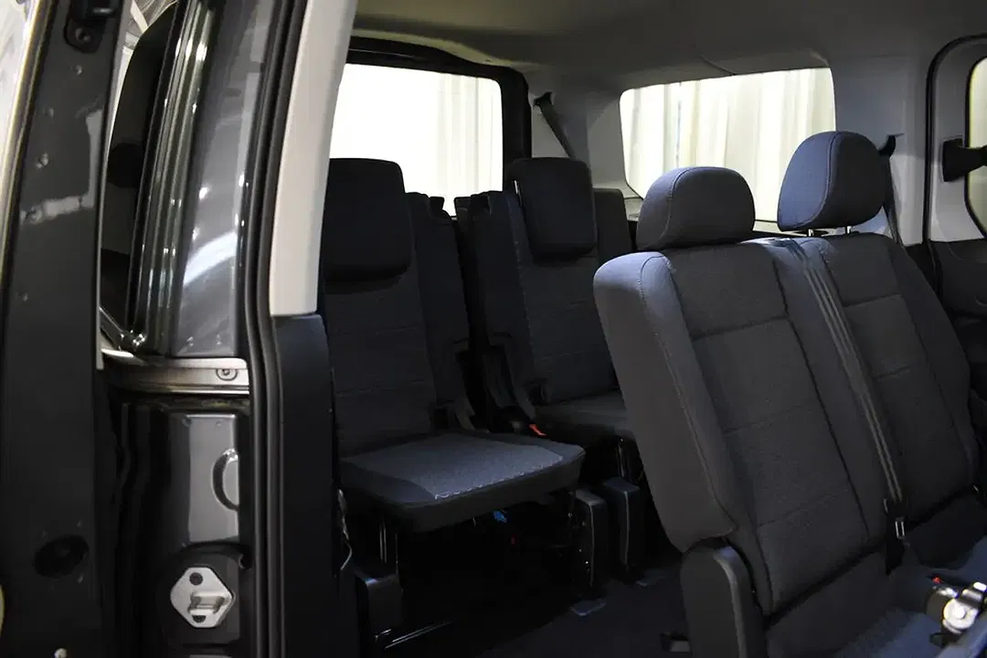 Ford Tourneo Connect 1.5 EcoBoost PHEV Titanium - Thumbnail 10