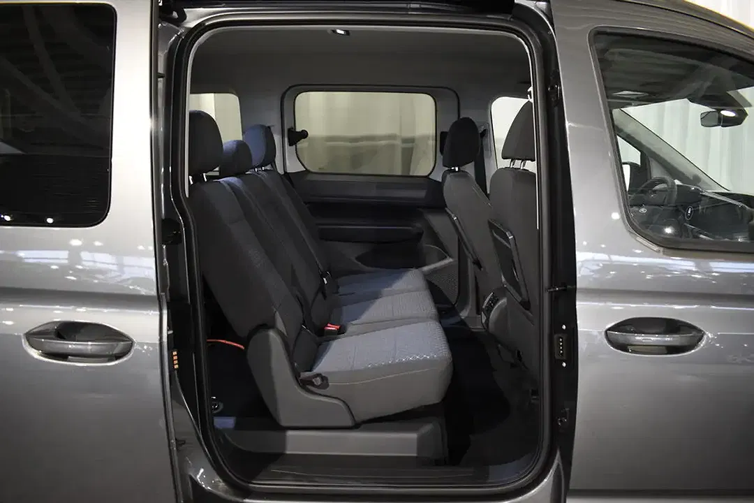 Ford Tourneo Connect 1.5 EcoBoost PHEV Titanium - Thumbnail 9