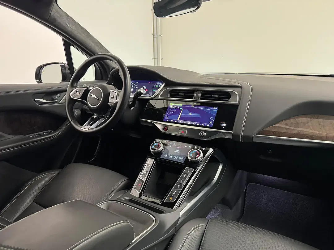 Jaguar I-Pace EV400 HSE - Thumbnail 3