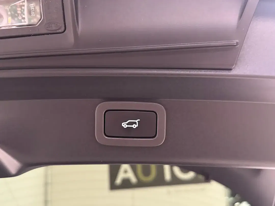 Jaguar I-Pace EV400 HSE - Thumbnail 30