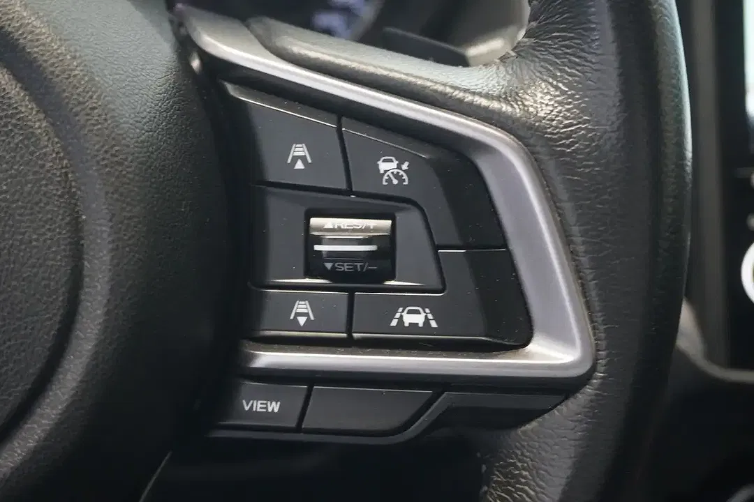 Subaru Impreza AUT AWD Exclusive - Thumbnail 13