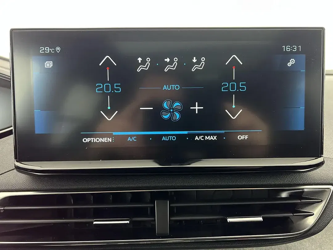 Peugeot 3008 GT - Thumbnail 14