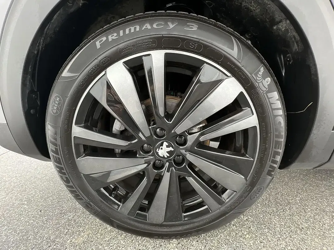 Peugeot 3008 GT - Thumbnail 6