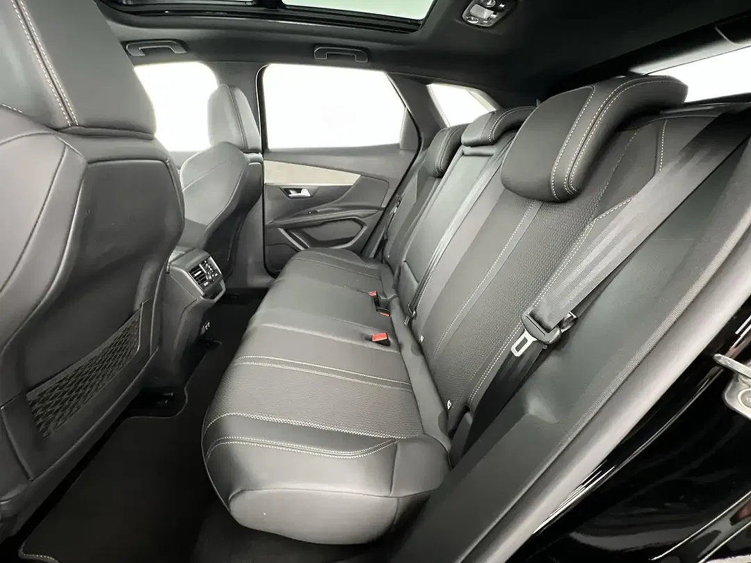 Peugeot 3008 GT - Thumbnail 9
