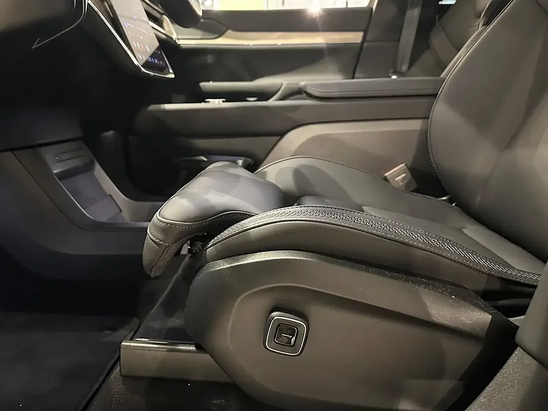 Volvo EX90 AWD Twin Motor Ultra - Thumbnail 6