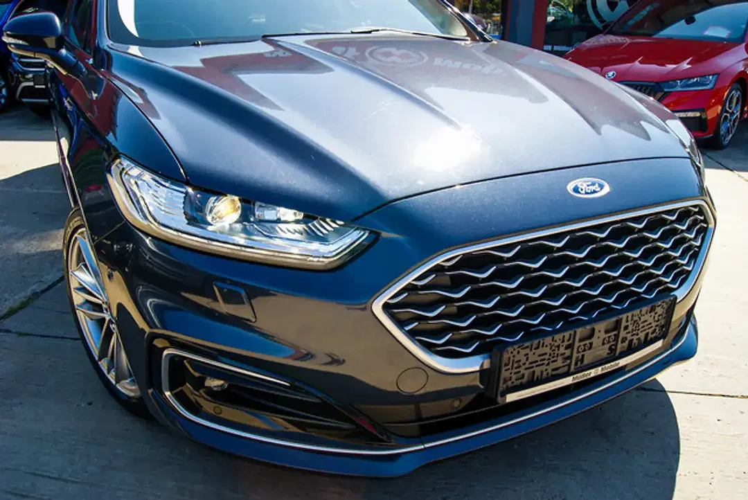 Ford Mondeo 2.0 Hybrid Vignale - Thumbnail 2