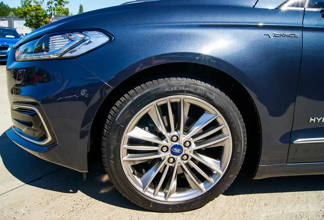 Ford Mondeo 2.0 Hybrid Vignale - Thumbnail 3