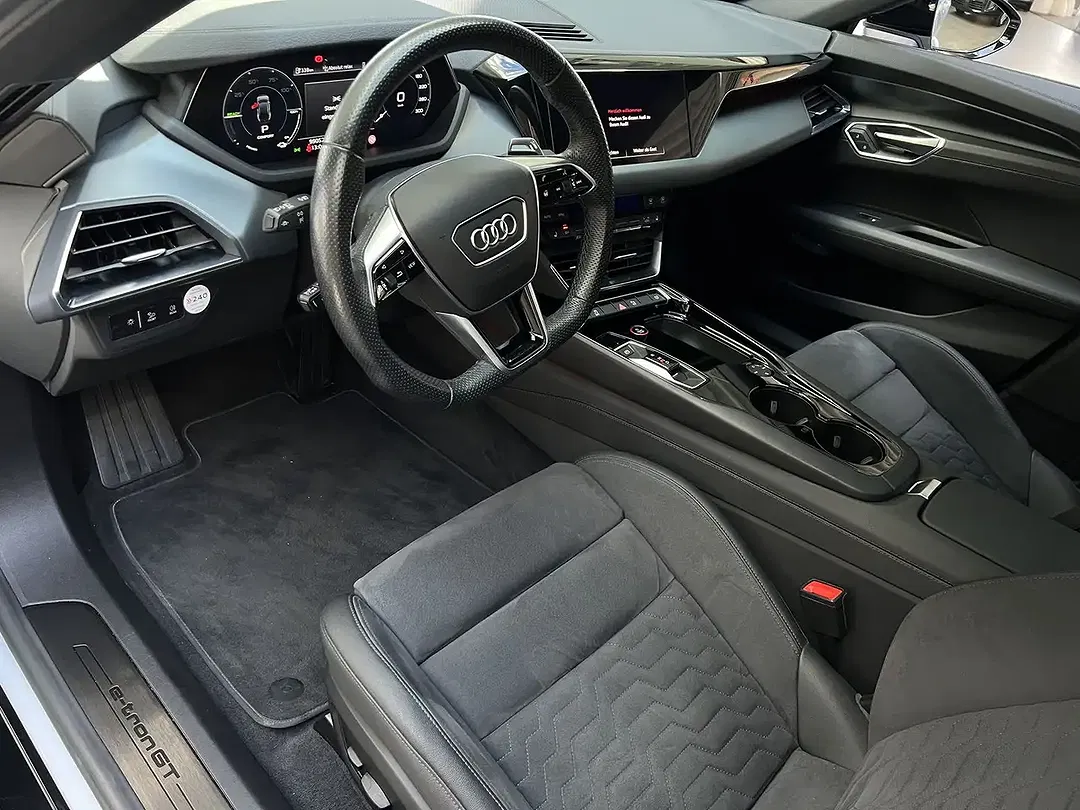 Audi e-tron GT Matrix LED - Thumbnail 3
