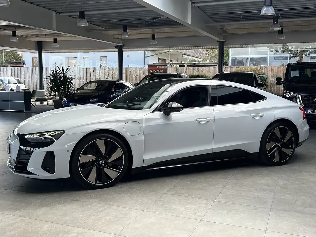 Audi e-tron GT Matrix LED - Thumbnail 9