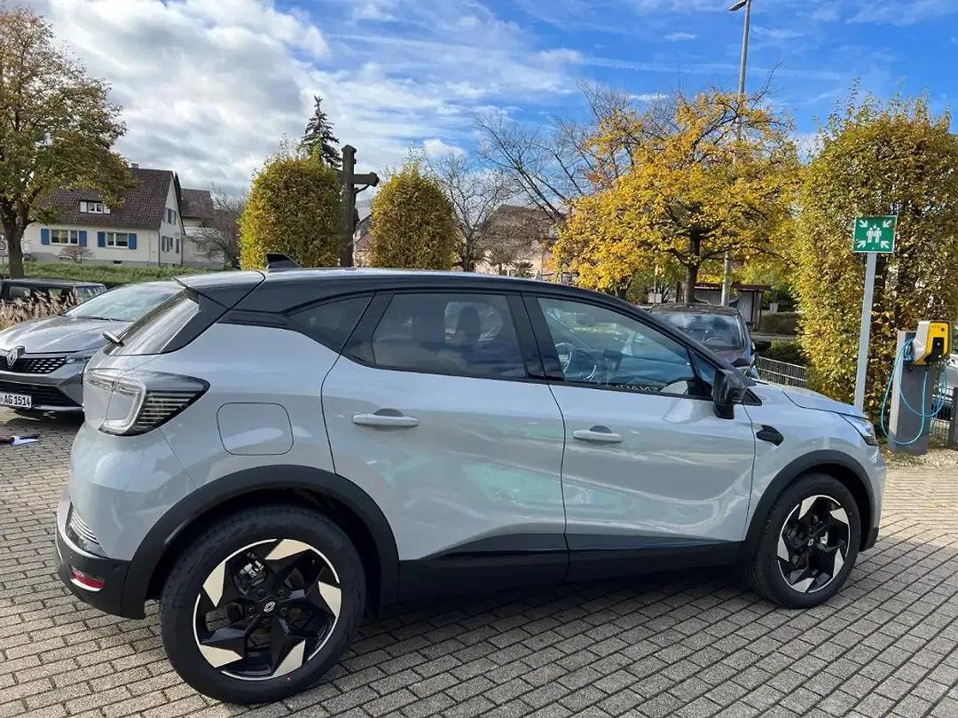 Renault Captur - Thumbnail 12